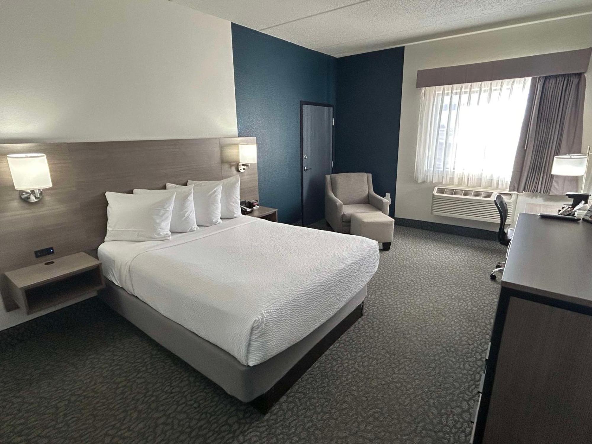รามาดา บาย วินด์แฮม โบลิงบรูก Hotel โบลิงโบรก ภายนอก รูปภาพ