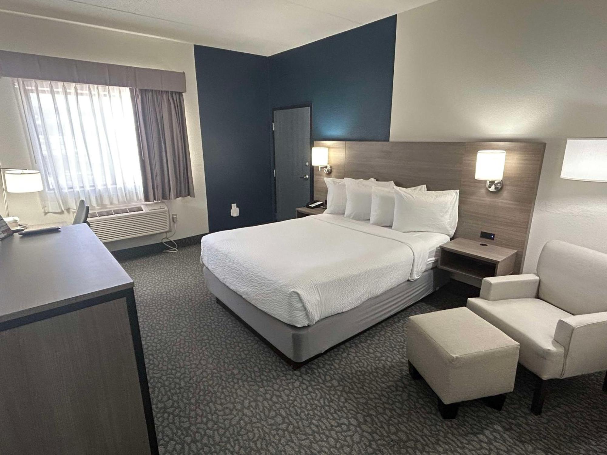 รามาดา บาย วินด์แฮม โบลิงบรูก Hotel โบลิงโบรก ภายนอก รูปภาพ