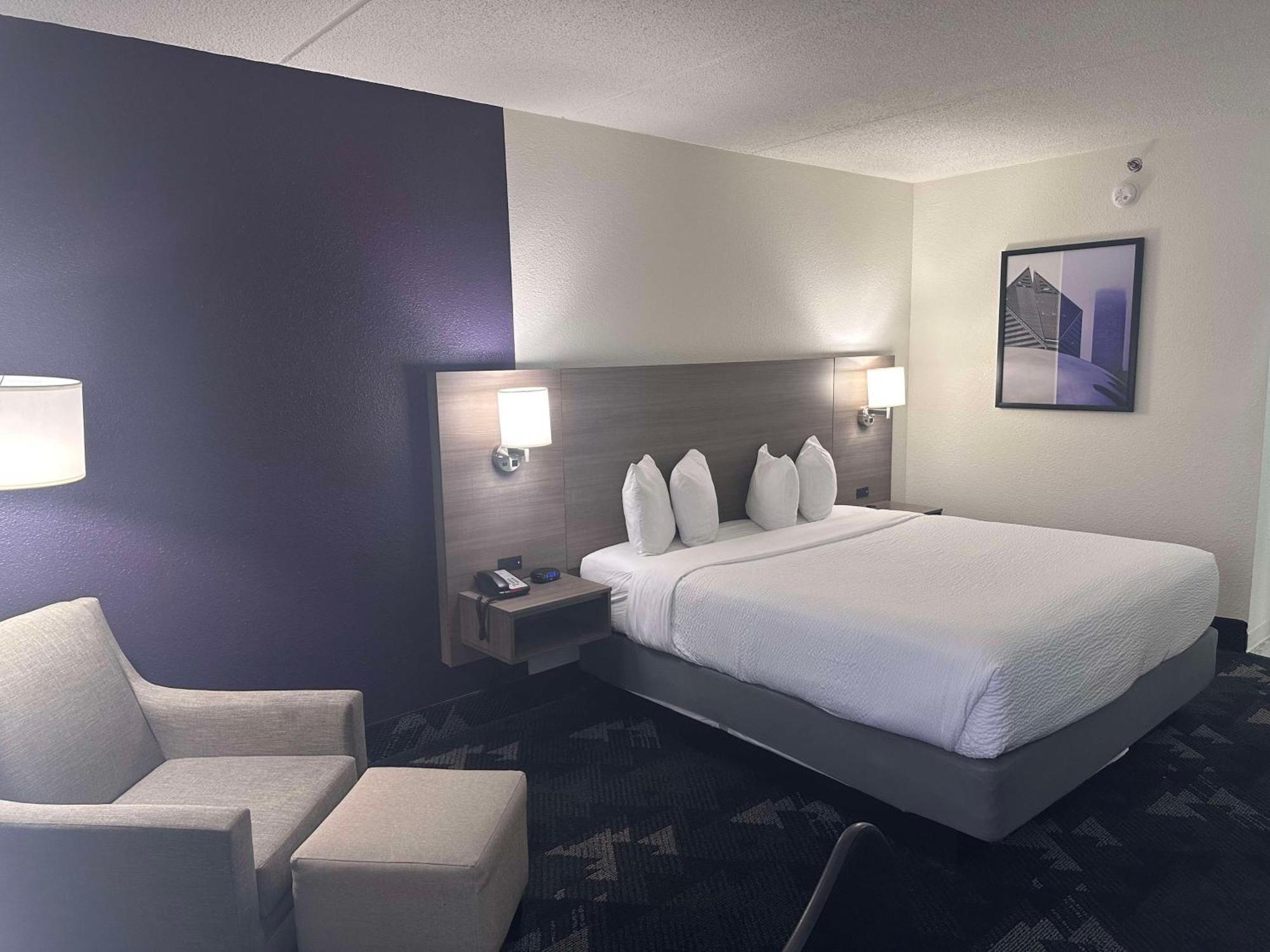 รามาดา บาย วินด์แฮม โบลิงบรูก Hotel โบลิงโบรก ภายนอก รูปภาพ