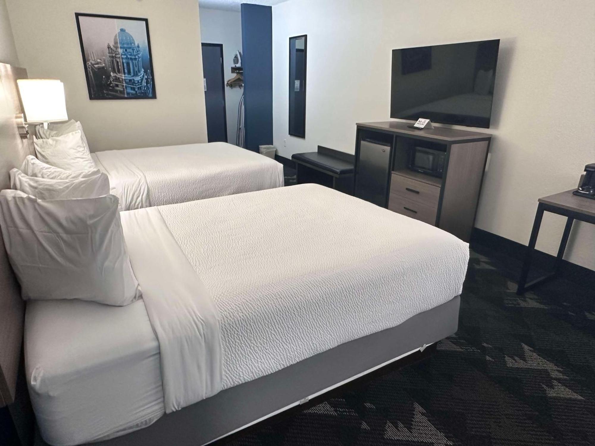 รามาดา บาย วินด์แฮม โบลิงบรูก Hotel โบลิงโบรก ภายนอก รูปภาพ